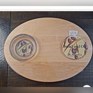 New Charcuterie JK Adams Vermont Olive Bread & Oil Cutting Board W/Glass Insert